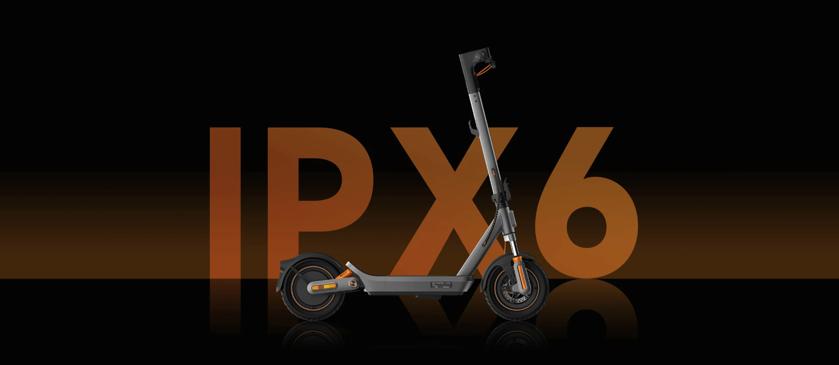 Водонепроницаемость по стандарту IPX6 для всего скутера