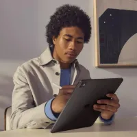 Планшет Apple iPad Pro 2024 11" 8 ГБ/512 ГБ 5G MVW33NF/A Космос Черный photo 5