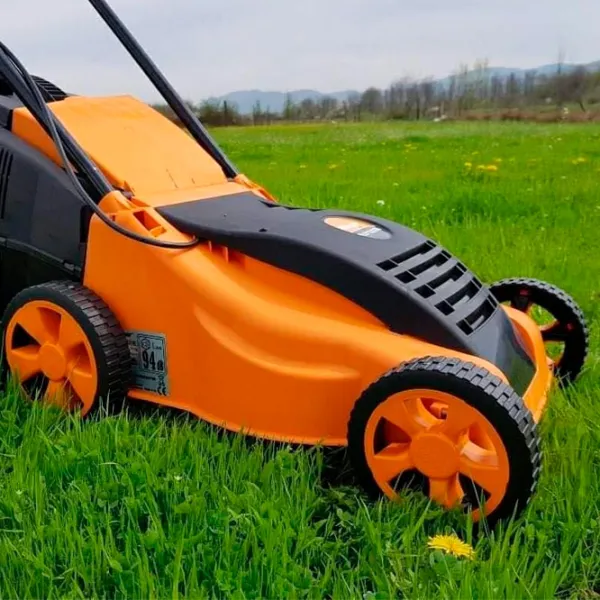 Газонокосилка Электрическая Villager Villy 1000 E Ручной photo 4