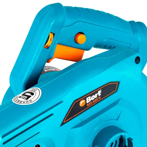 Suflantă de frunze Bort BSS-600R electrică photo 4