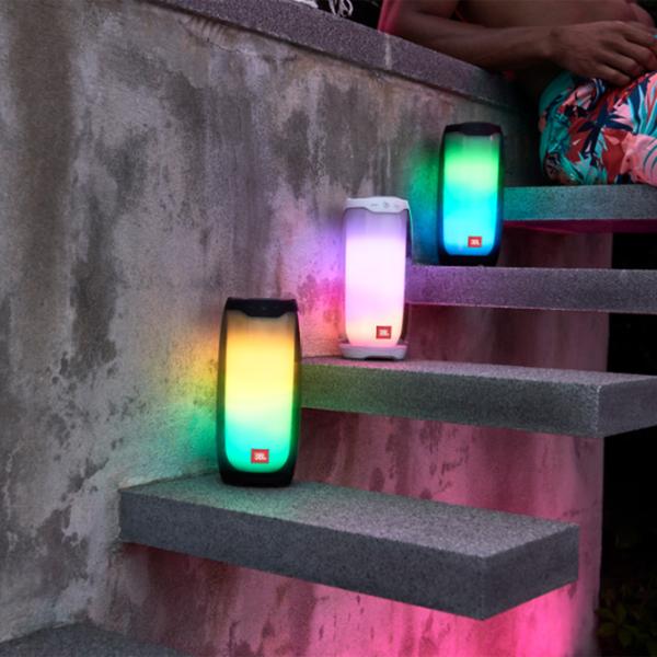 Портативная колонка JBL Pulse 4 20 Вт/ Белый photo 6 Портативная колонка JBL Pulse 4 20 Вт/ Белый photo 6