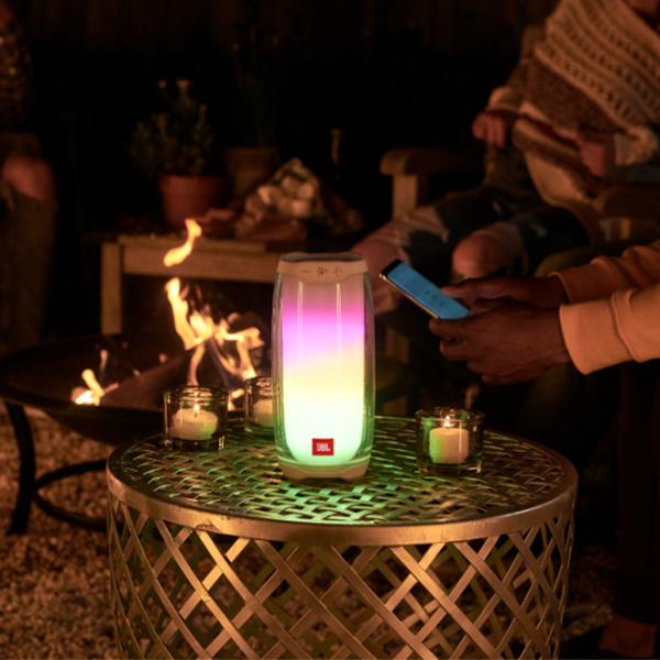 Портативная колонка JBL Pulse 4 20 Вт/ Белый photo 7 Портативная колонка JBL Pulse 4 20 Вт/ Белый photo 7