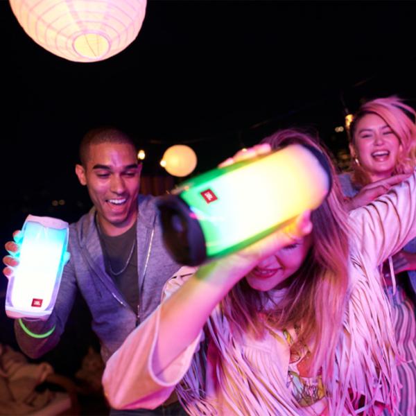 Портативная колонка JBL Pulse 4 20 Вт/ Белый photo 8 Портативная колонка JBL Pulse 4 20 Вт/ Белый photo 8