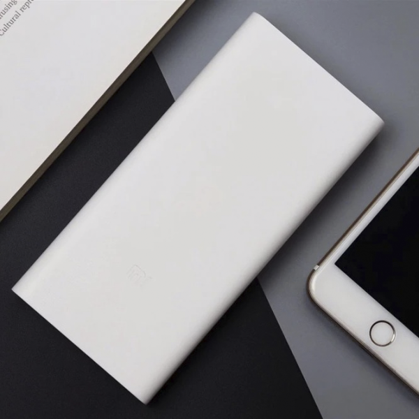 Power Bank Xiaomi Mi 3 20000 мАч/ Белый photo 5 Power Bank Xiaomi Mi 3 20000 мАч/ Белый photo 5