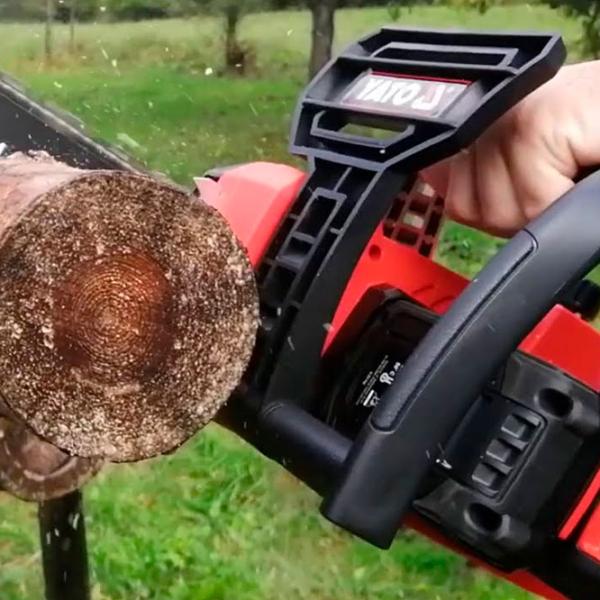 Fierăstrău cu lanţ Yato YT-82812 cu acumulator/ Red photo 8