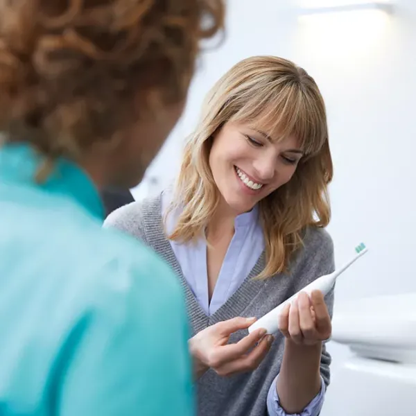 Зубная электрощетка Philips HX6809/ 35 Ультразвуковая/ Белый photo 5 Зубная электрощетка Philips HX6809/ 35 Ультразвуковая/ Белый photo 5