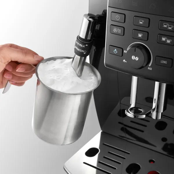 Кофемашина Delonghi ECAM23.120.B Полуавтоматическая/ 1.8 л/ Черный photo 5