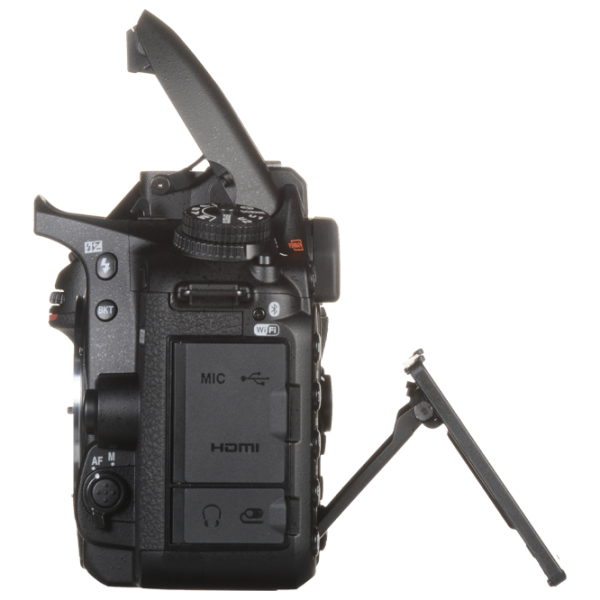 Фотоаппарат Nikon D7500 Body CMOS/ Черный photo 3