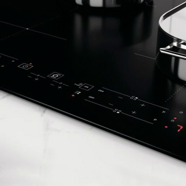 Plită încorporabilă cu inducție Whirlpool WB B8360 NE Black photo 4