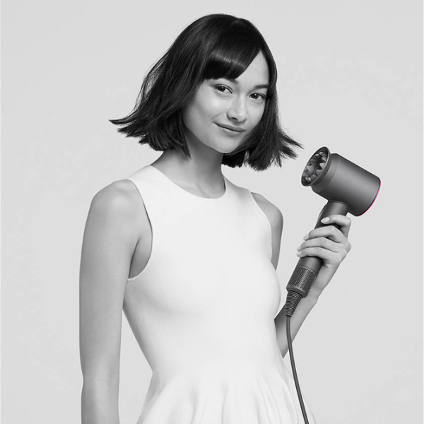 Uscător de păr Dyson HD01 1600 W / Black photo 6 Uscător de păr Dyson HD01 1600 W / Black photo 6