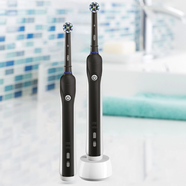 Зубная электрощетка Braun PRO 790 Cross Action 3D/ Черный photo 2 Зубная электрощетка Braun PRO 790 Cross Action 3D/ Черный photo 2