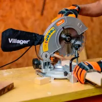 Дисковая пила Villager VMS 1100-210 photo 3