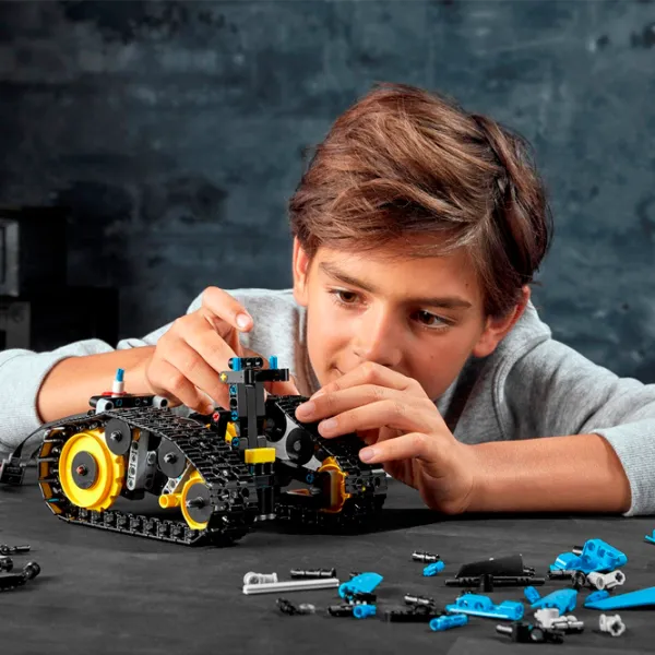 Детский конструктор LEGO Remote-Controlled Stunt Racer Автомобиль/ Синий photo 3