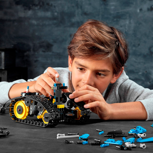 Детский конструктор LEGO Remote-Controlled Stunt Racer Автомобиль/ Синий photo 3