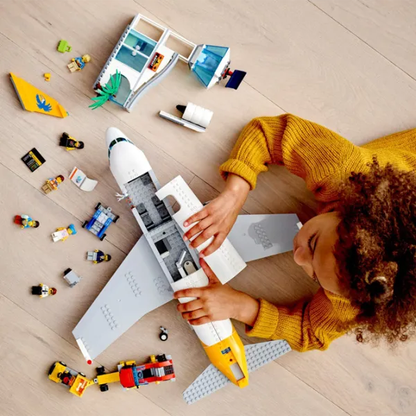 Конструктор LEGO Passenger Airplane Самолёт/ Белый photo 3