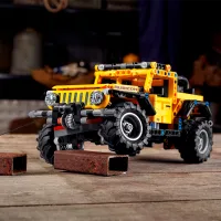 Constructor pentru copii LEGO Jeep Wrangler Transport/ Yellow photo 6