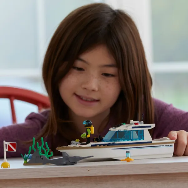 Детский конструктор LEGO Diving Yacht Судно/ Белый photo 5