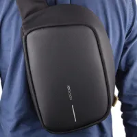 Rucsac pentru tabletă XD-Design Bobby Sling anti-theft 9.7"/ Black/ 4 l photo 10