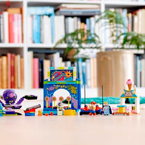 Конструктор LEGO Buzz & Woody's Carnival Mania Карнавал/ Разноцветный photo 4