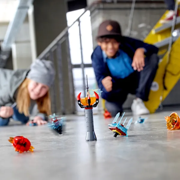 Детский конструктор LEGO Spinjitzu Slam - Kai vs. Samurai Битва/ Красный photo 4