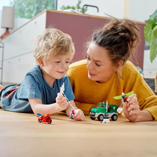 Детский конструктор LEGO Vulture's Trucker Robbery Ограбление/ Синий photo 4