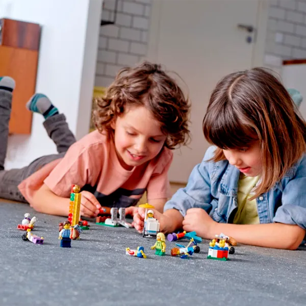 Конструктор LEGO People Pack - Fun Fair Карнавал/ Разноцветный photo 4