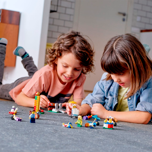 Конструктор LEGO People Pack - Fun Fair Карнавал/ Разноцветный photo 4