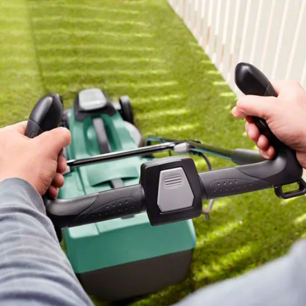 Газонокосилка аккумуляторный Bosch CityMower 18 (06008B9A00) Ручной photo 6