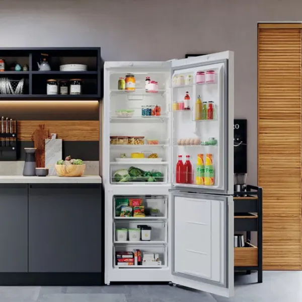 Холодильник Hotpoint-Ariston HTR4180 W с нижней морозильной камерой 298 л / 185 cm / Белый photo 5