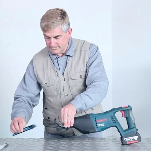Сабельная пила Bosch GSA 18V  photo 5