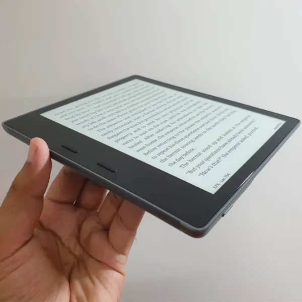 Электронная книга Amazon Kindle Oasis (10 Generation) 7"/ E-Ink Carta/ 32 ГБ/ Графитовый photo 4