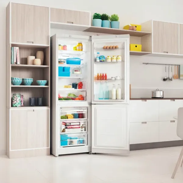 Frigider Indesit ITS 4180 W cu congelator jos 298 l / 185 cm / White photo 5
