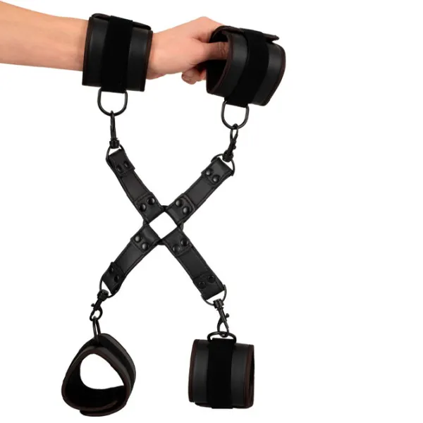 Фиксаторы для рук и ног Vegan Fetish Bondage Set Черный photo 4 Фиксаторы для рук и ног Vegan Fetish Bondage Set Черный photo 4
