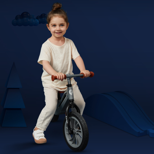 Bicicletă fără pedale Qplay Racer 12" Aluminiu/ Gray White photo 4 Bicicletă fără pedale Qplay Racer 12" Aluminiu/ Gray White photo 4