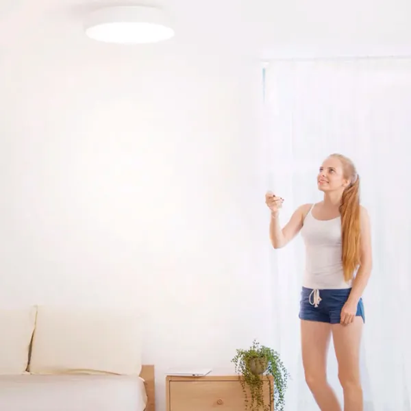 Лампа Xiaomi Mi LED Ceiling Light 32 Вт Белый photo 3 Лампа Xiaomi Mi LED Ceiling Light 32 Вт Белый photo 3