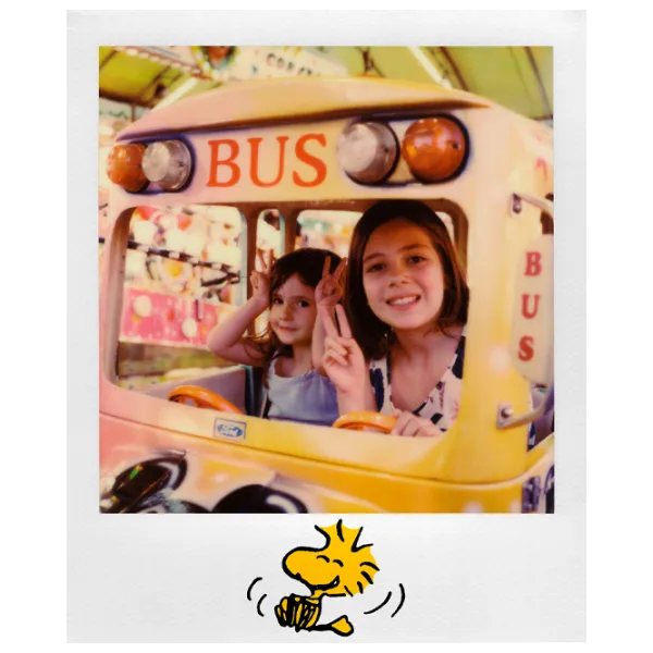 Фотобумага для Polaroid I-Type (8шт.) Цветная/ Peanuts Edition photo 4 Фотобумага для Polaroid I-Type (8шт.) Цветная/ Peanuts Edition photo 4