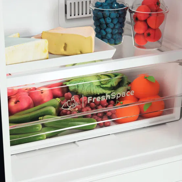 Frigider Indesit ITS 4200 B cu congelator jos 324 l / 196 cm / Black photo 8