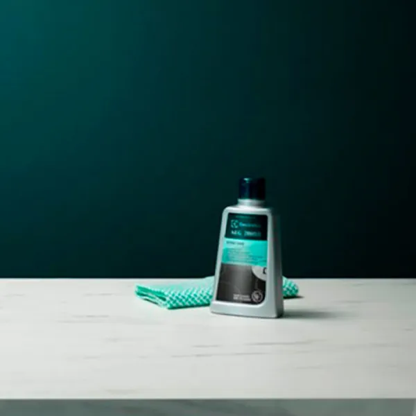 Soluție pentru suprafețe ceramice Electrolux VITRO CARE pentru îndepartarea murdăriei photo 4