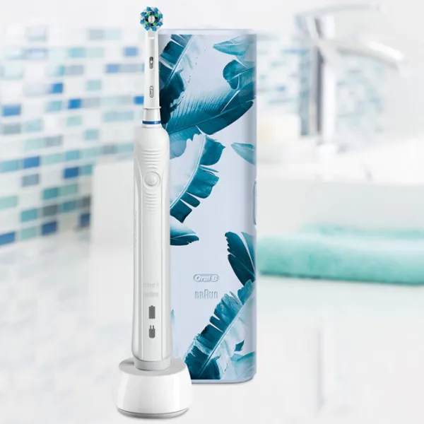 Зубная электрощетка Braun PRO 750 Cross Action 3D/ Белый photo 5 Зубная электрощетка Braun PRO 750 Cross Action 3D/ Белый photo 5