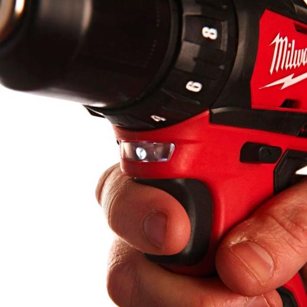 Шуруповерт Milwaukee M12BDD-202C 400 rot/min photo 4 Шуруповерт Milwaukee M12BDD-202C 400 rot/min photo 4