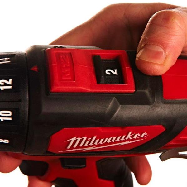 Шуруповерт Milwaukee M12BDD-202C 400 rot/min photo 5 Шуруповерт Milwaukee M12BDD-202C 400 rot/min photo 5