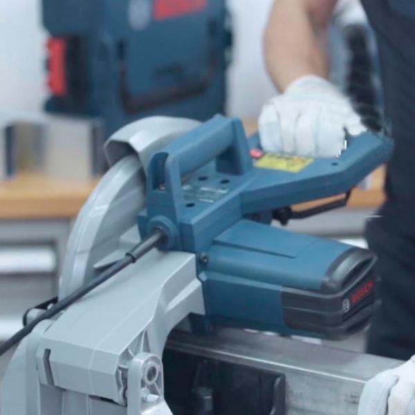 Fierăstrău pentru tăieri înclinate Bosch GCD 12 JL 305 mm / Blue photo 5
