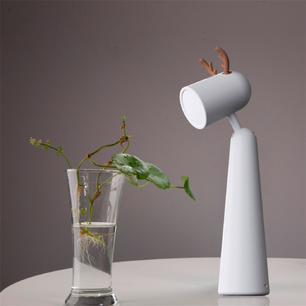 Настольная лампа Remax RL-LT03 LED Eye Lucky deer Белый photo 4 Настольная лампа Remax RL-LT03 LED Eye Lucky deer Белый photo 4