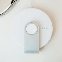 Беспроводная зарядка Moshi Travel Stand White photo 7