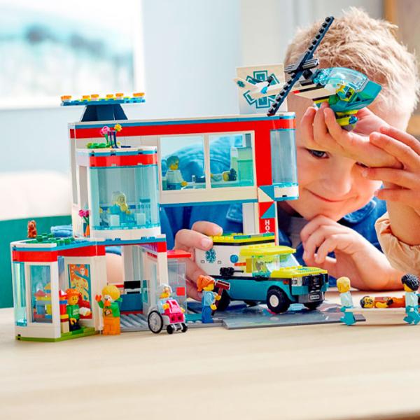 Детский конструктор LEGO Больница скорой помощи Госпиталь/ Белый photo 5