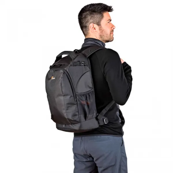 Рюкзак для фотоаппарата Lowepro Flipside 300 AW II Текстиль/ Черный photo 3 Рюкзак для фотоаппарата Lowepro Flipside 300 AW II Текстиль/ Черный photo 3
