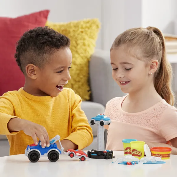 Креативный набор Hasbro Play-Doh Tow Truck E6690 3+/ Разноцветный photo 6 Креативный набор Hasbro Play-Doh Tow Truck E6690 3+/ Разноцветный photo 6