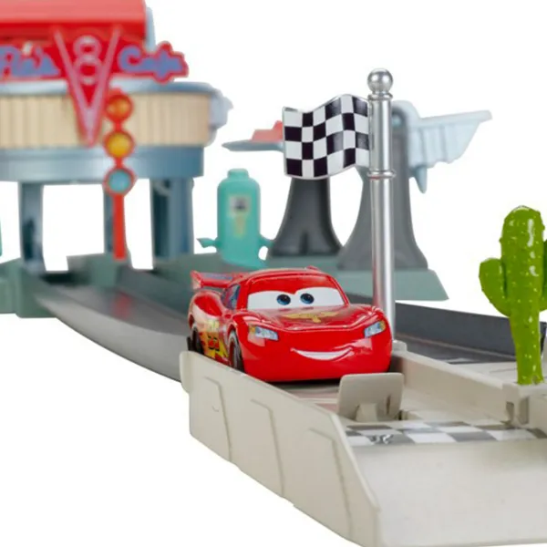 Pistă auto Hot Wheels Radiator Springs BDF61 Multicolor photo 2 Pistă auto Hot Wheels Radiator Springs BDF61 Multicolor photo 2