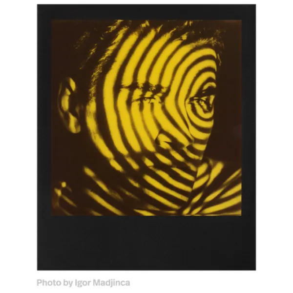 Hârtie foto pentru Polaroid 600 (8buc.) Color/ Black photo 7 Hârtie foto pentru Polaroid 600 (8buc.) Color/ Black photo 7
