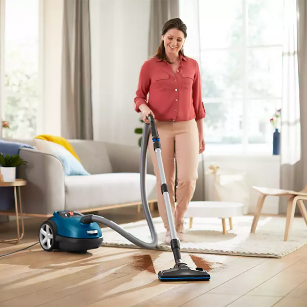 Пылесос Philips FC8783/ 09 750 Вт/ Черный Синий photo 4 Пылесос Philips FC8783/ 09 750 Вт/ Черный Синий photo 4